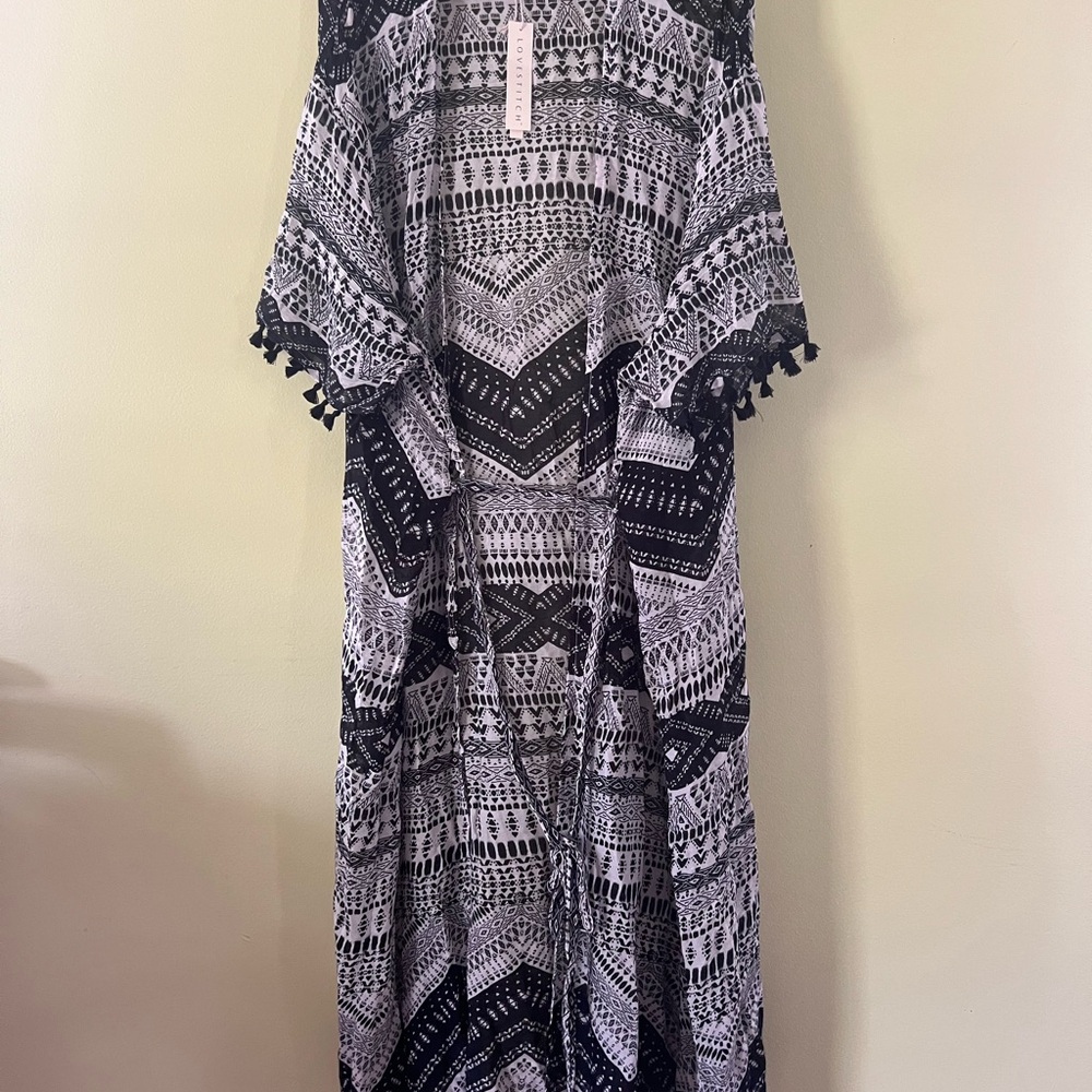 Lovestitch Monochrome Geometric beach cover-up